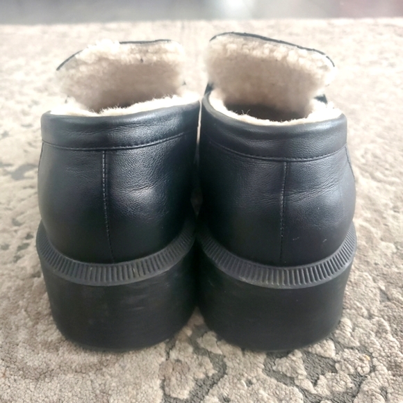 Chanel Lambskin Shearling Lined Quilted CC Turnlock Loafers 37.5 - Picture 7 of 14